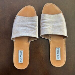 Steve Madden Grace Metallic Rose Gold Slide Sandals